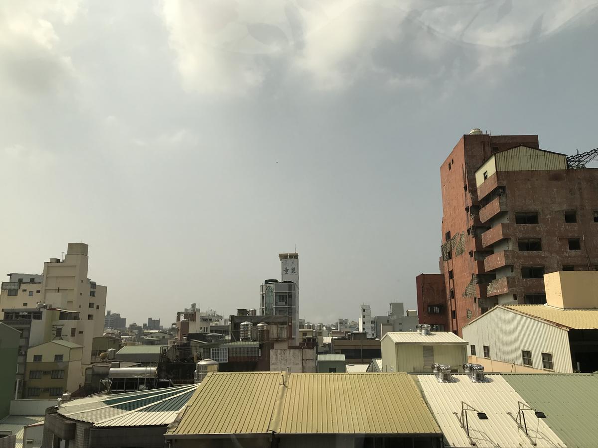 サンライズ ホテル 台南 エクステリア 写真